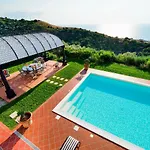 Estella Villa