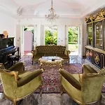 Estella Villa *