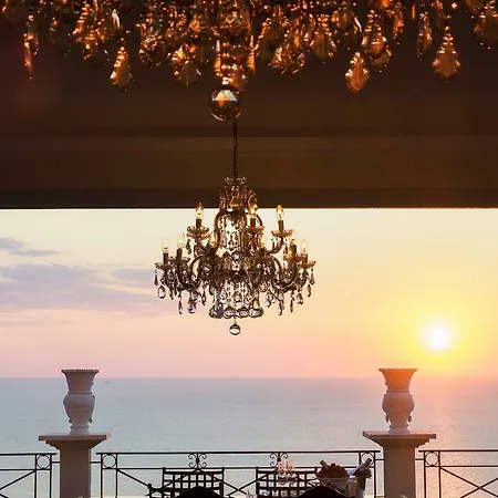 Estella Villa *