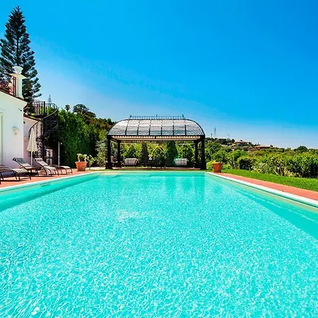 Estella Villa *