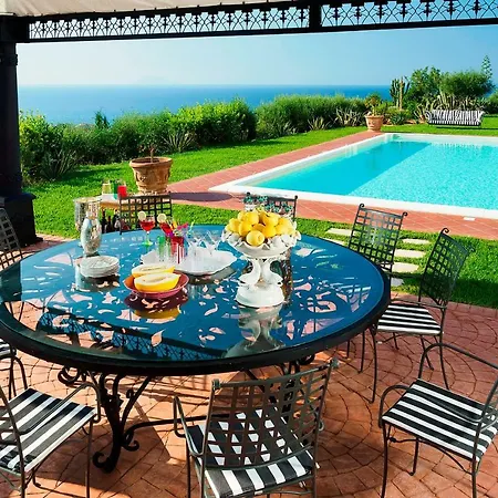 Estella Villa *